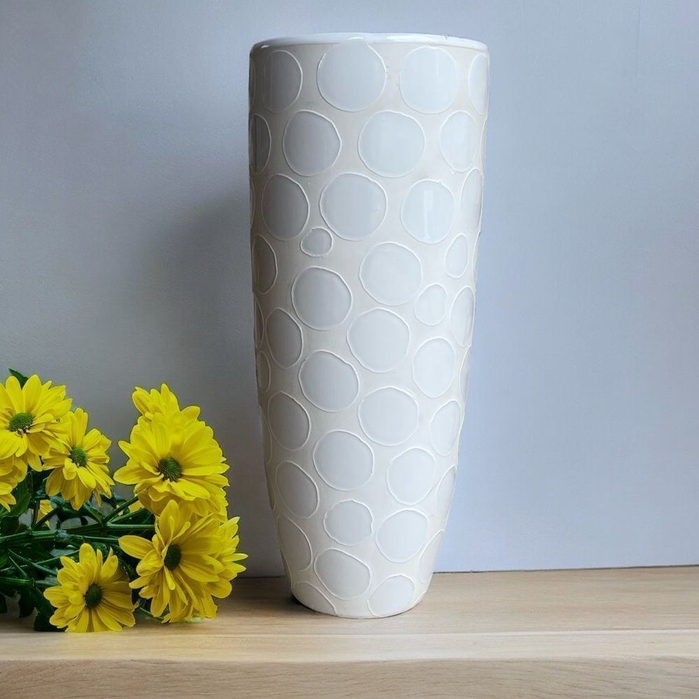 White Contrast High Gloss Circle Pattern on Matte Ceramic Tall Vase